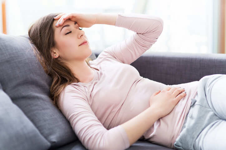 abdominal-pain-ovarian-cancer