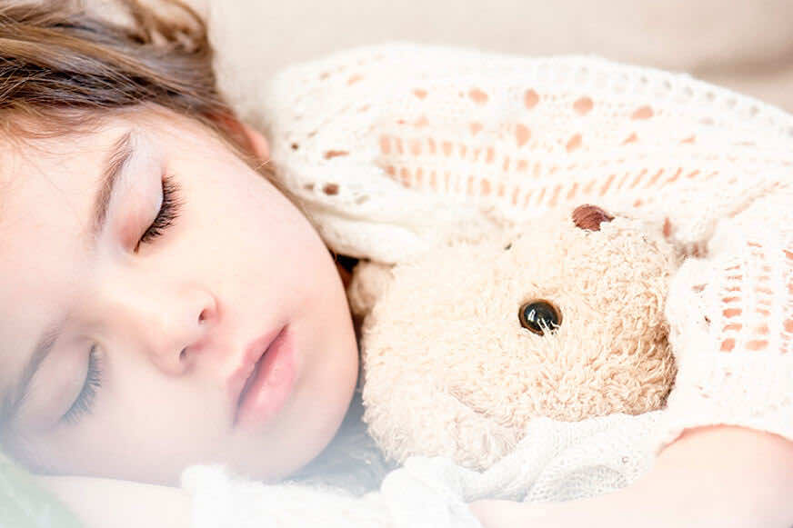 what do newborns sleep in during summer